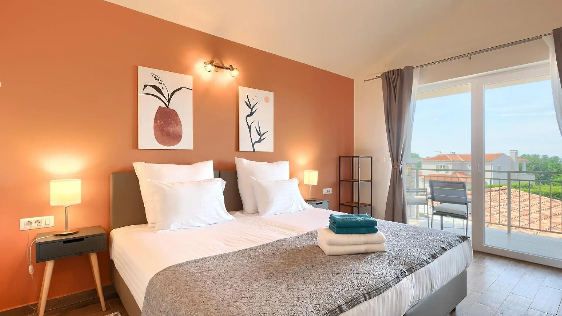 Beautiful Villa Casa Nova With Pool In Brtonigla